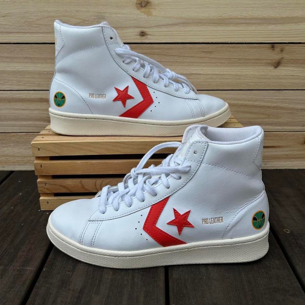 White Converse Pro Leather High-Top Roswell Rayguns Sneakers Trainers